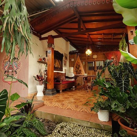 Omah Konco Yogyakarta Hotel Esterno foto